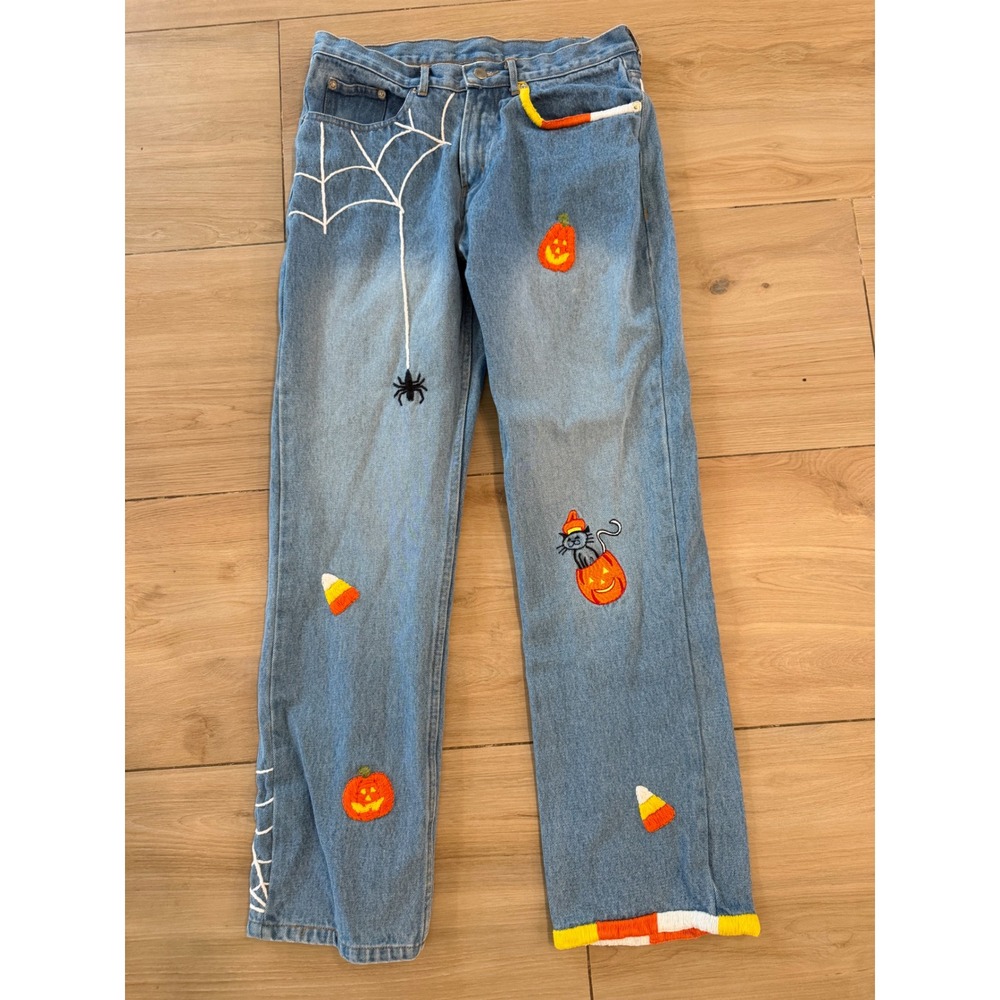 Vintage Straight Leg Women’s Jeans with Halloween Embroidery - Picture 1 of 8